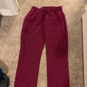 Scrub pants ( maroon color)
